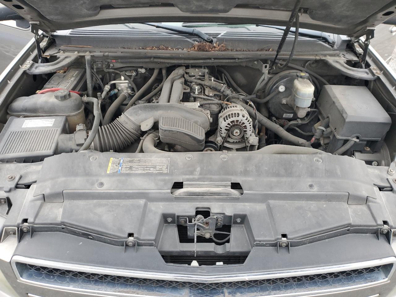 2009 Chevrolet Avalanche - Image 11