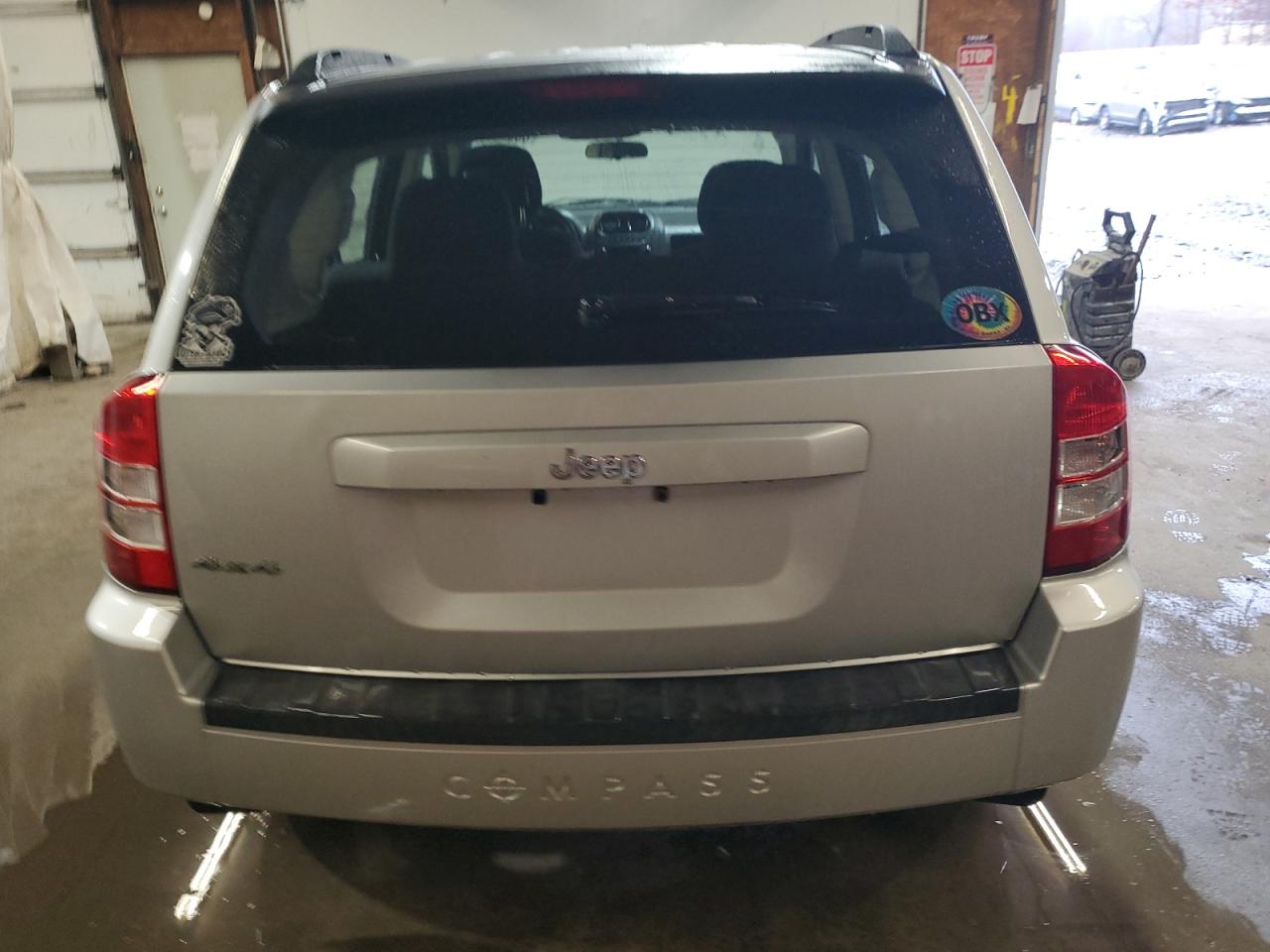 2010 Jeep Compass - Image 6