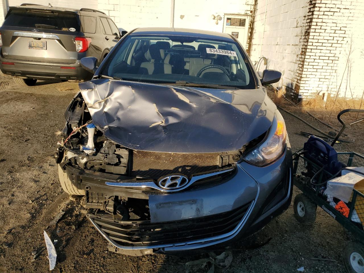 2016 Hyundai Elantra - Image 5