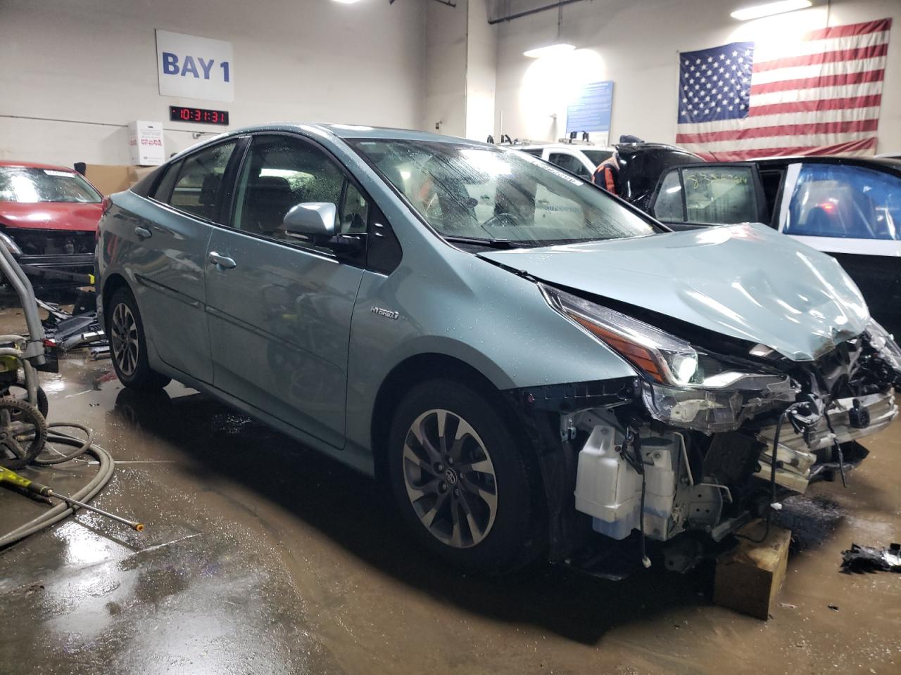 2022 Toyota Prius - Image 4