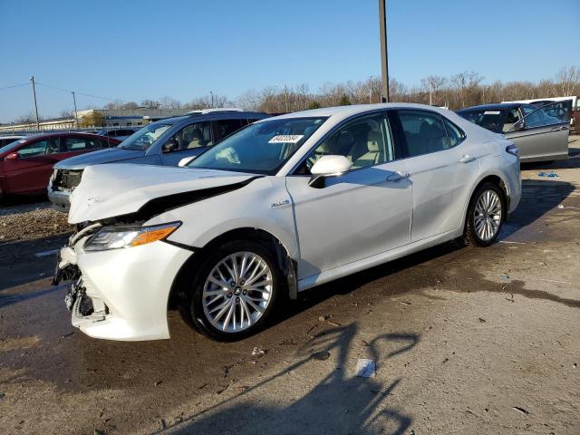  TOYOTA CAMRY 2020 White