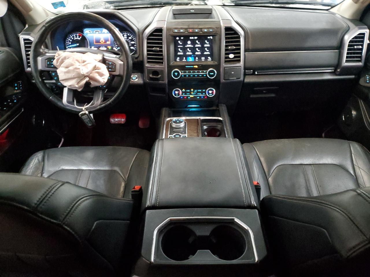 2019 Ford Expedition - Image 8