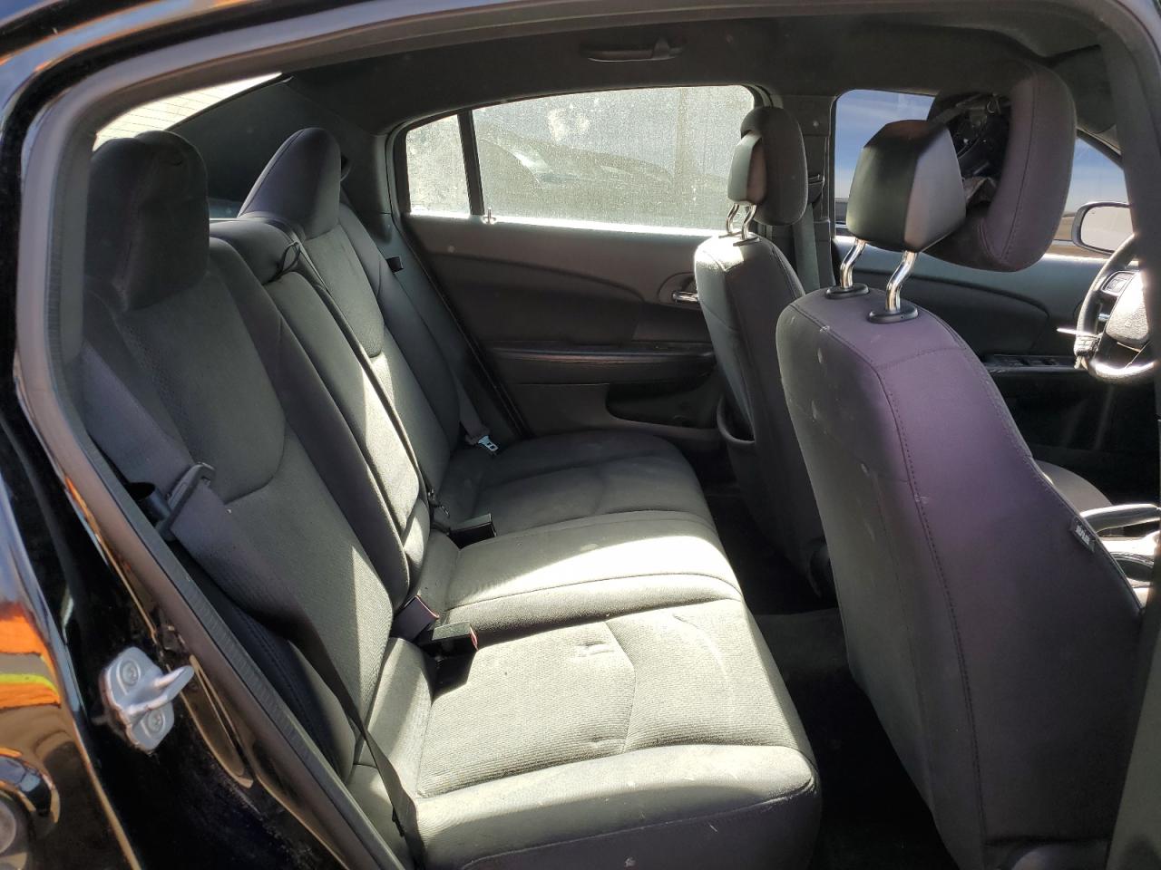 2013 Chrysler 200 Lx VIN: 1C3CCBAB2DN686071 Lot: 85161354