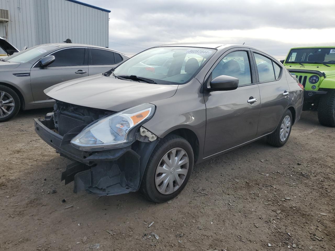 VIN 3N1CN7AP0HK415183 2017 NISSAN VERSA no.1