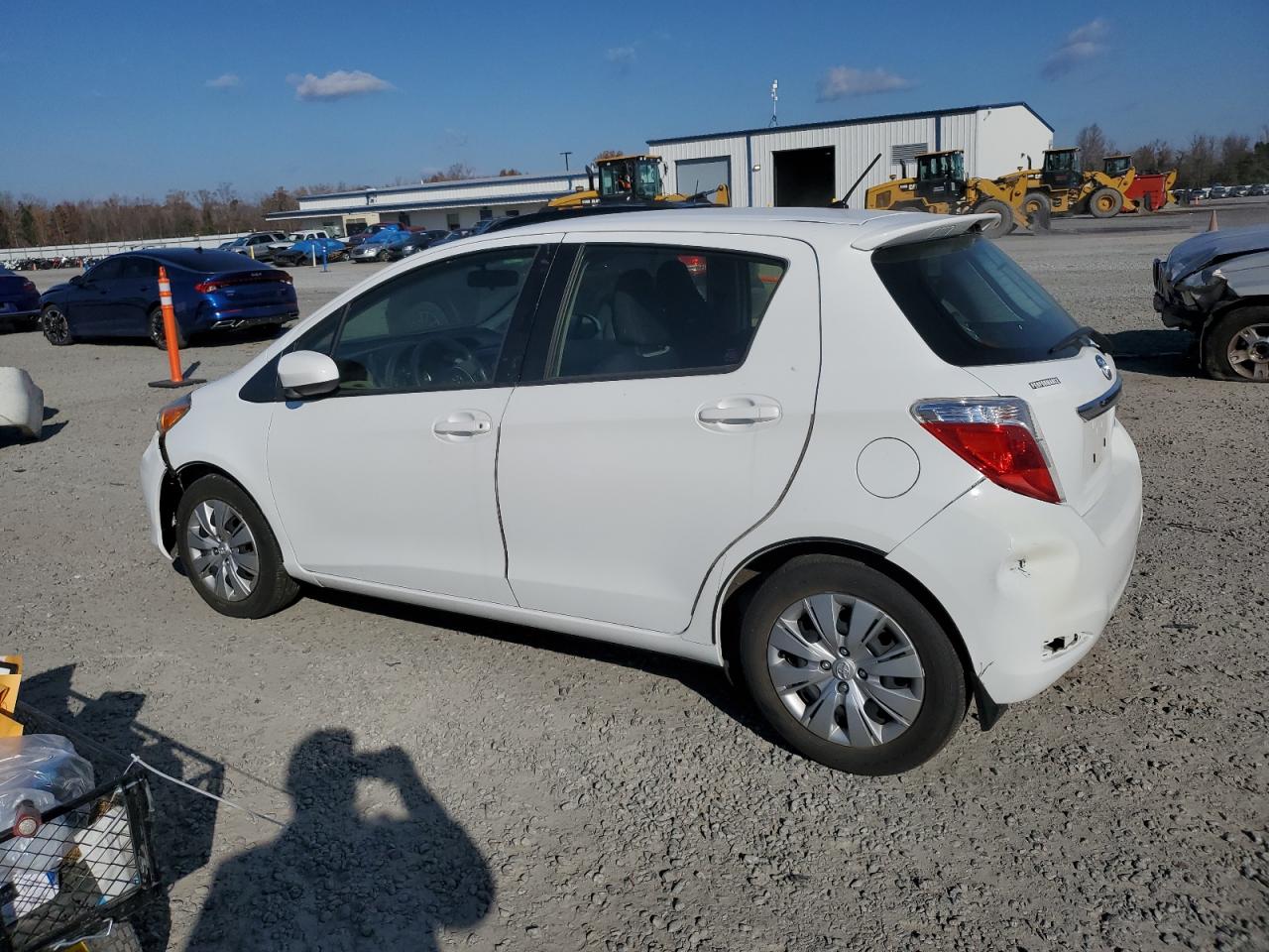 2012 Toyota Yaris - Image 2