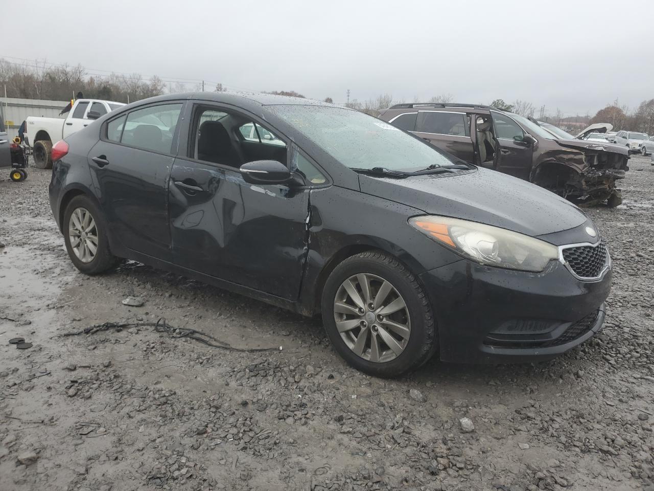 VIN KNAFX4A6XE5100663 2014 KIA FORTE no.4