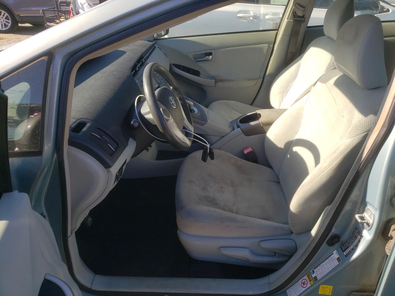 2012 Toyota Prius - Image 7