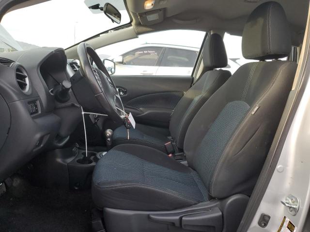  NISSAN VERSA 2018 Srebrny