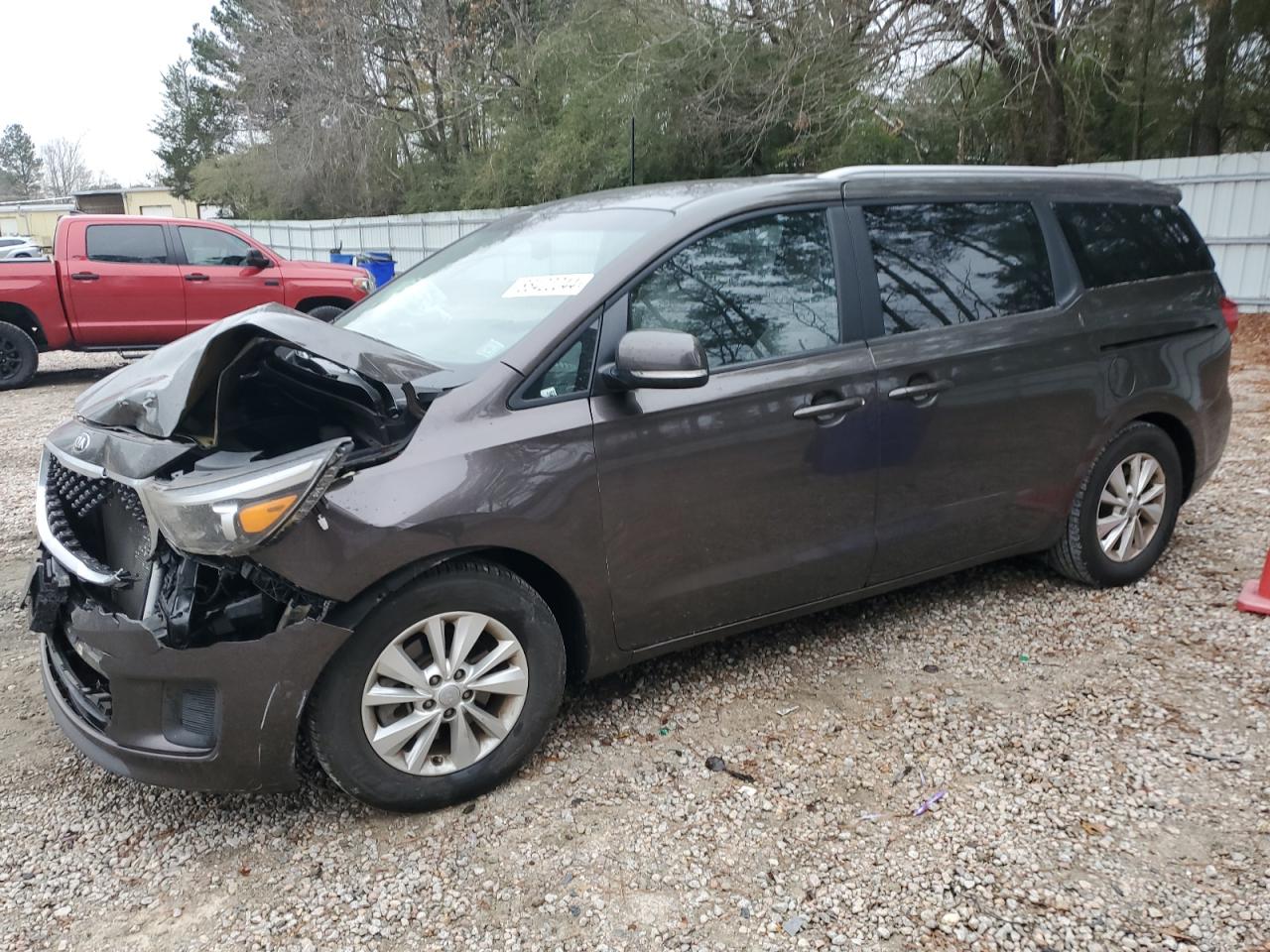 2016 Kia Sedona Lx للبيع في Knightdale، NC - Front End