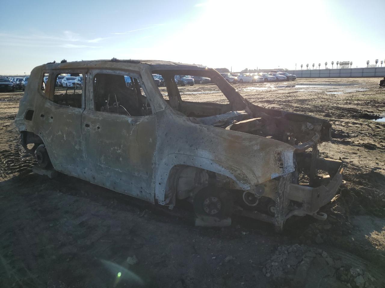 2015 Jeep Renegade - Image 4