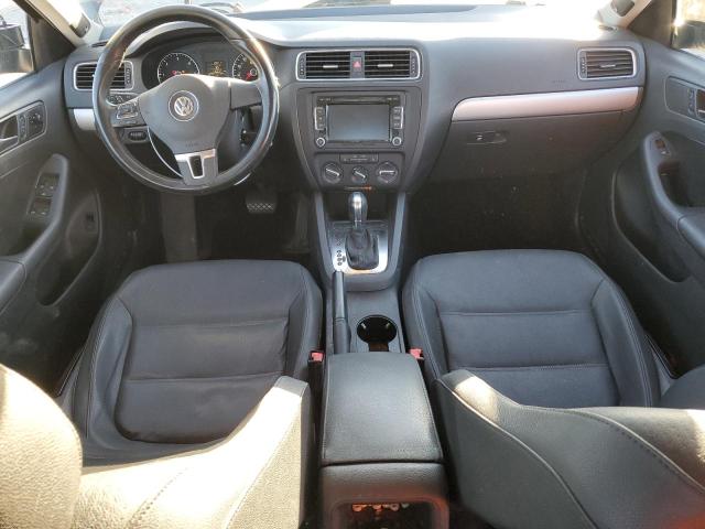 Sedans VOLKSWAGEN JETTA 2012 Czarny