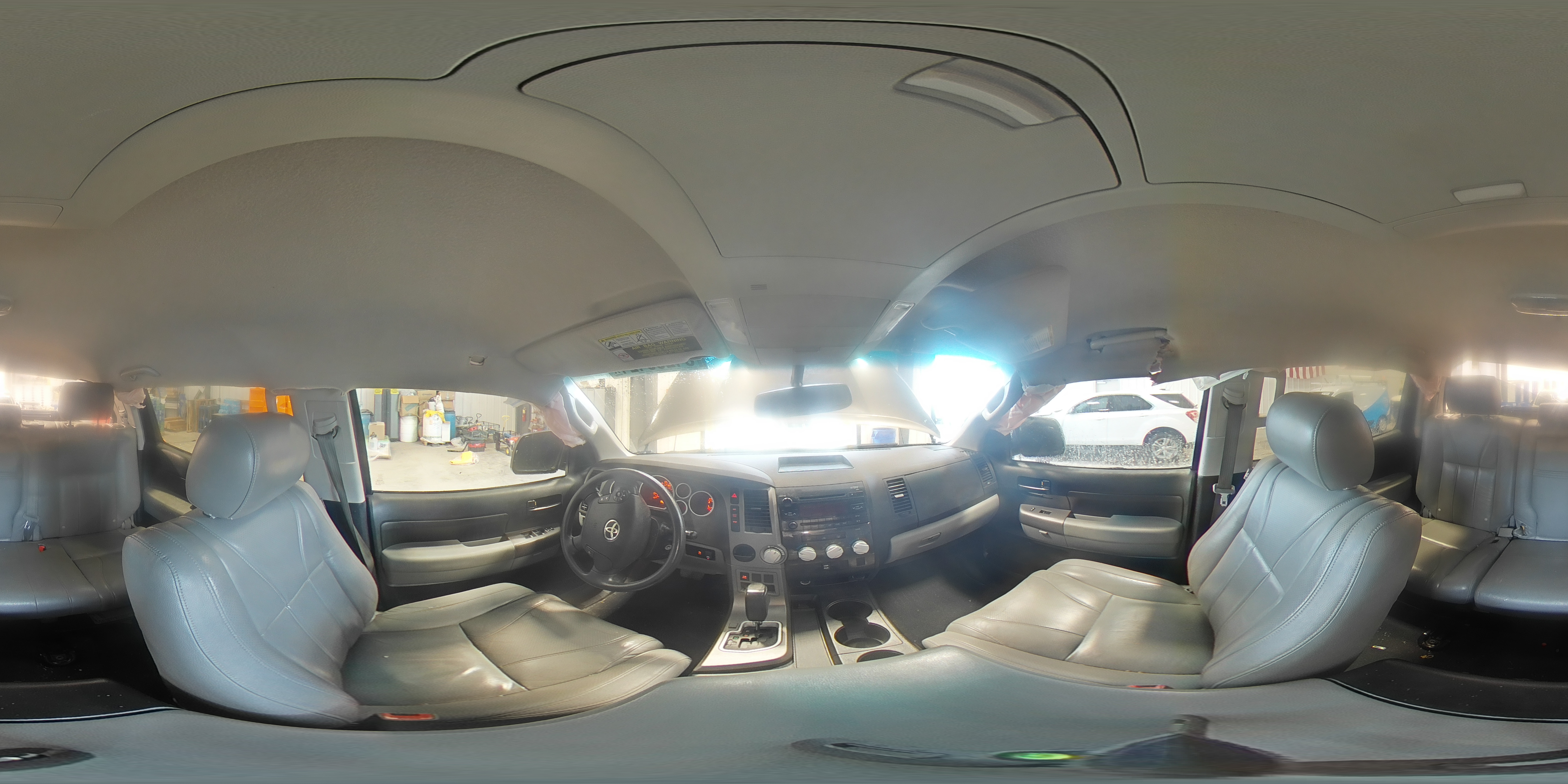 2012 Toyota Tundra - Image 13
