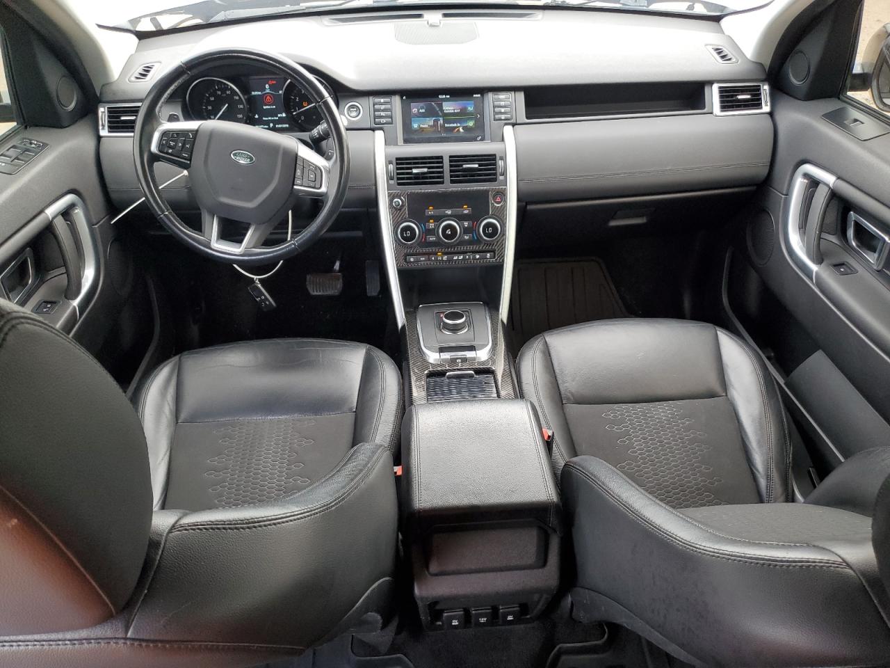 2019 Land Rover Discovery - Image 8