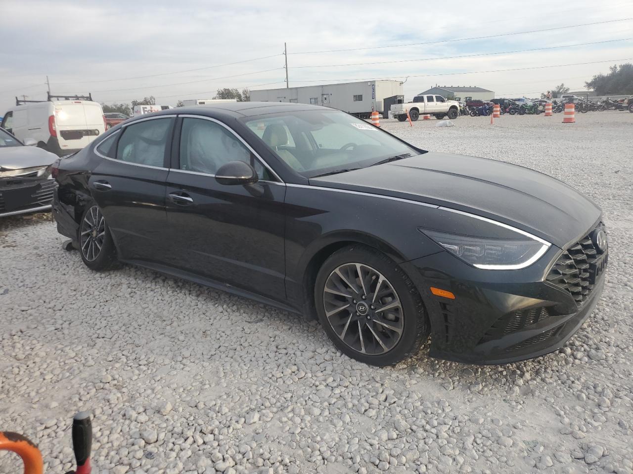 2022 Hyundai Sonata - Image 4