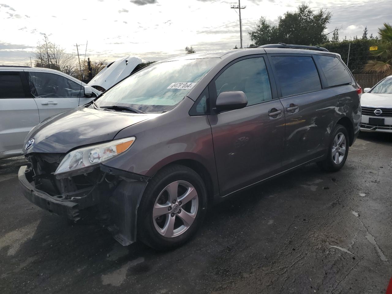 2014 Toyota Sienna - Image 1