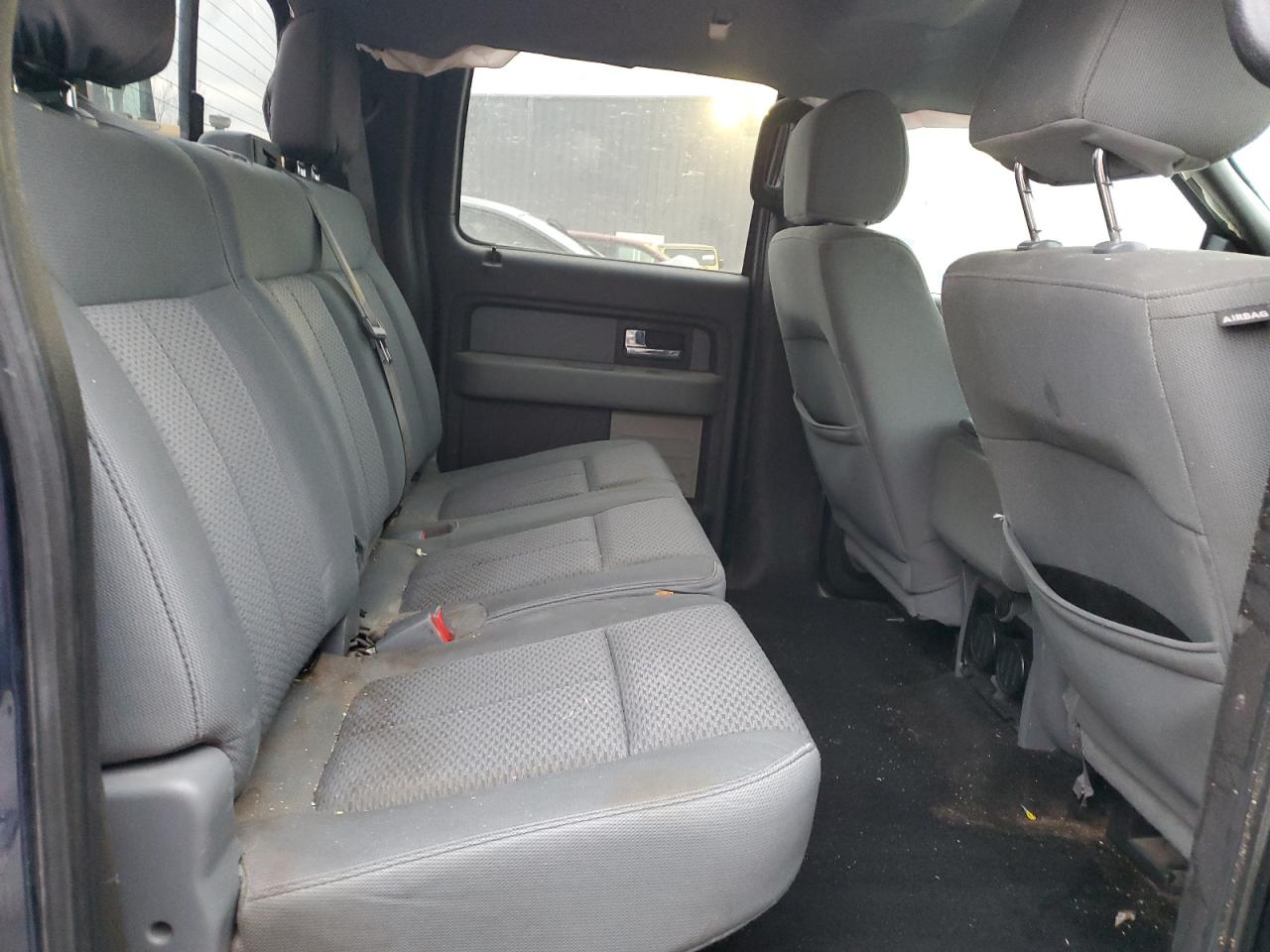 2013 Ford F-150 - Image 10