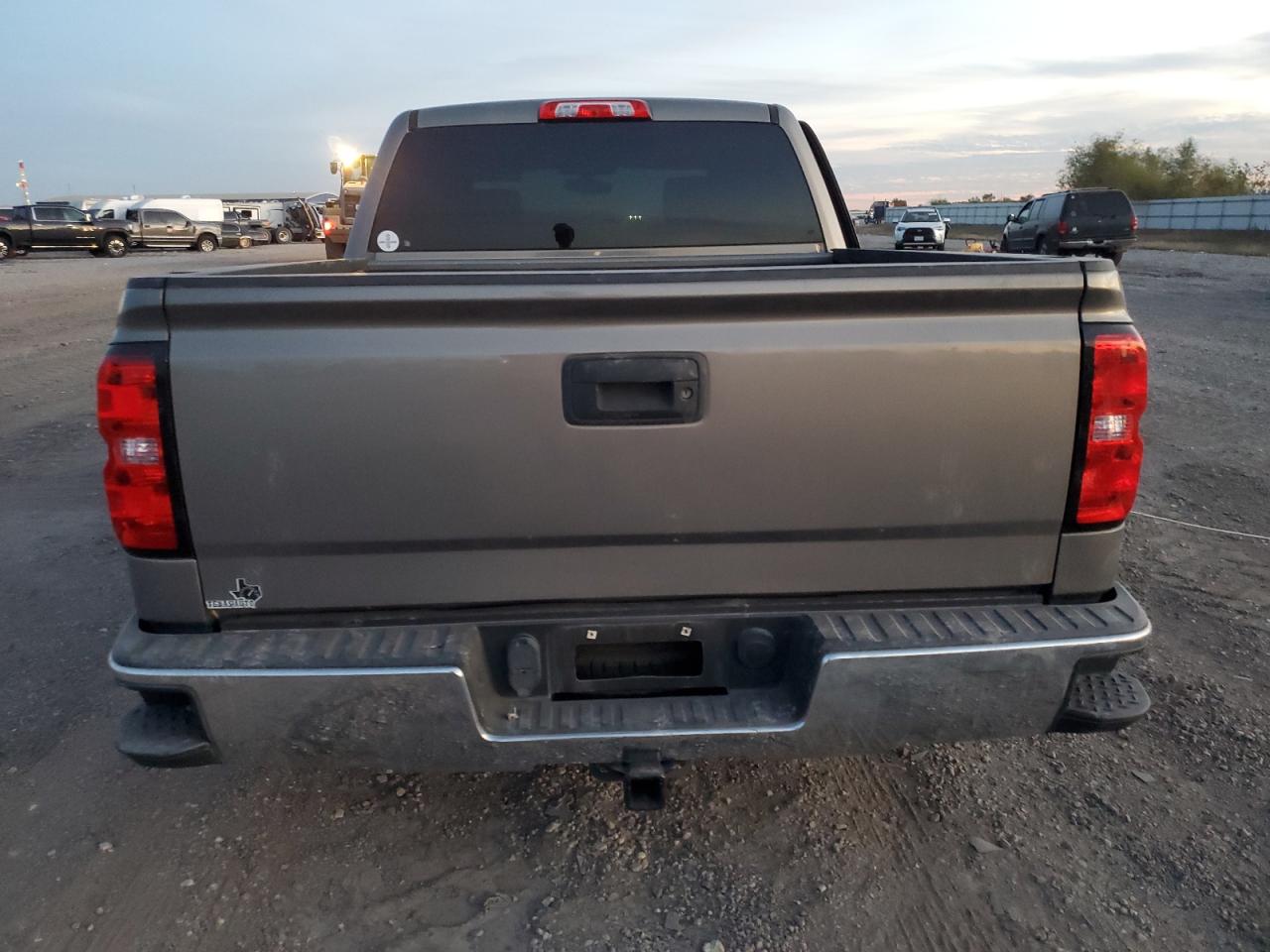 2017 Chevrolet Silverado - Image 6