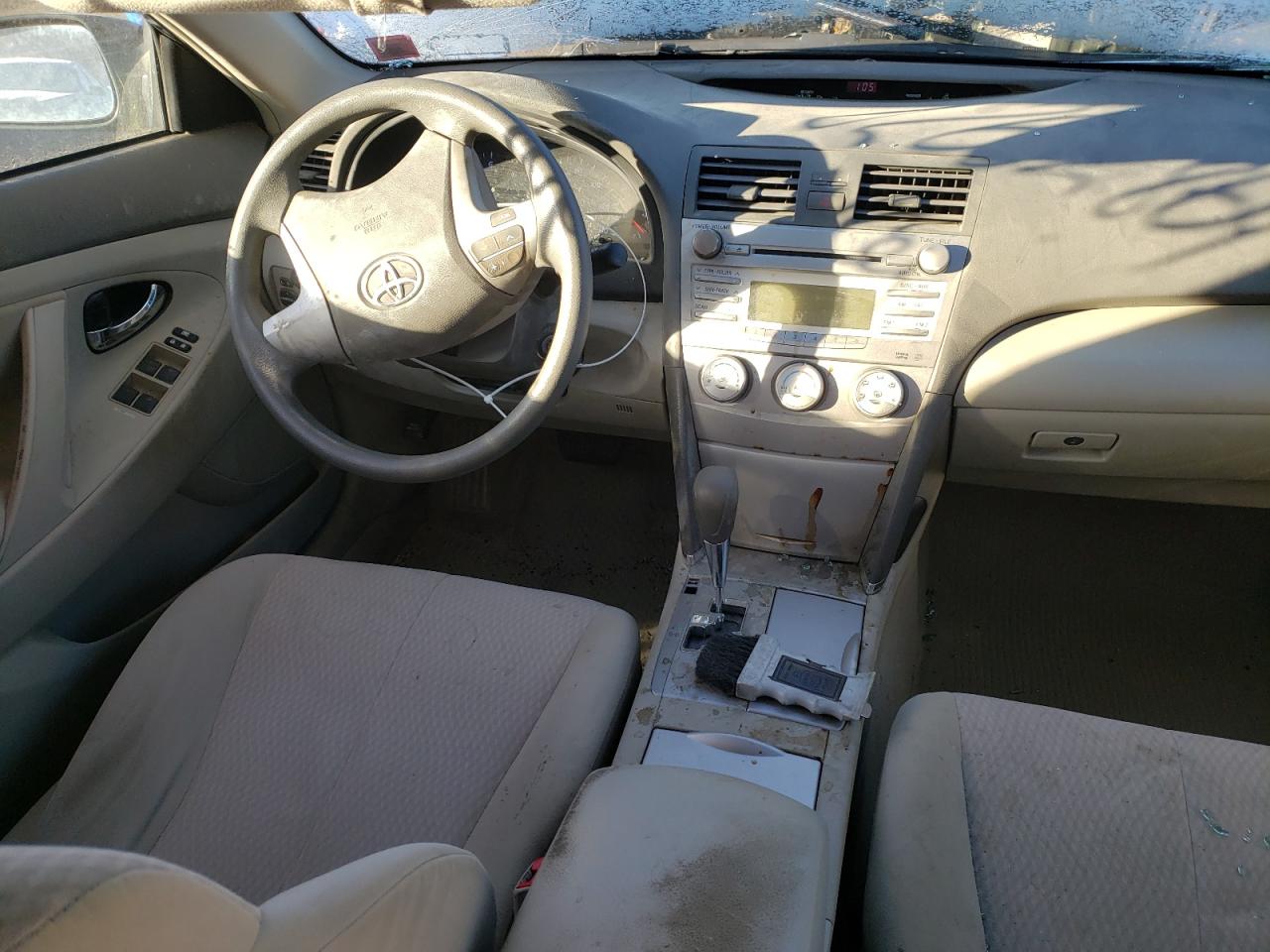 2011 Toyota Camry - Image 8