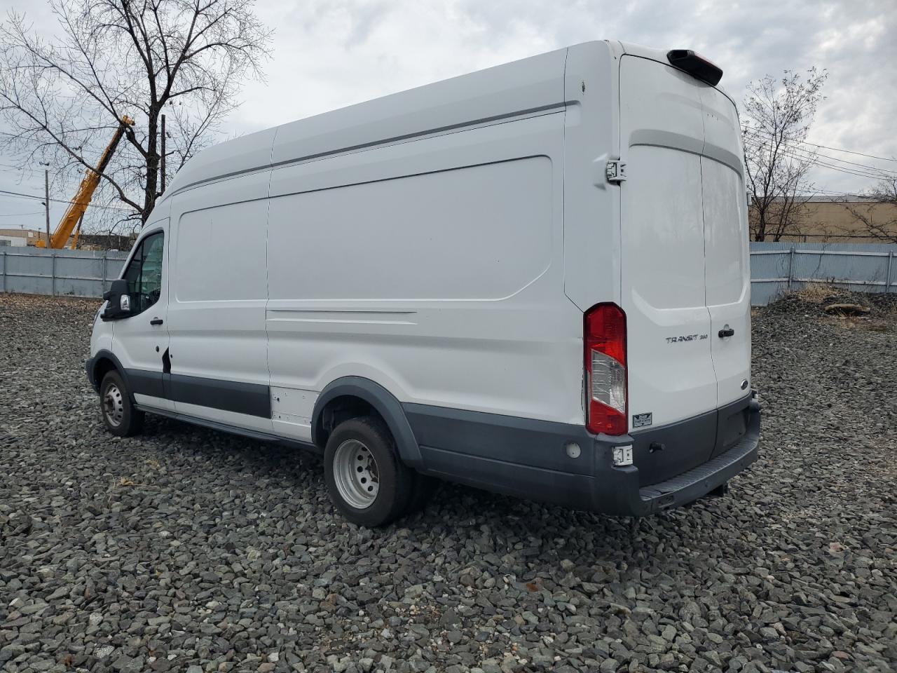 VIN 1FTRS4XM9JKB25537 2018 FORD TRANSIT no.2