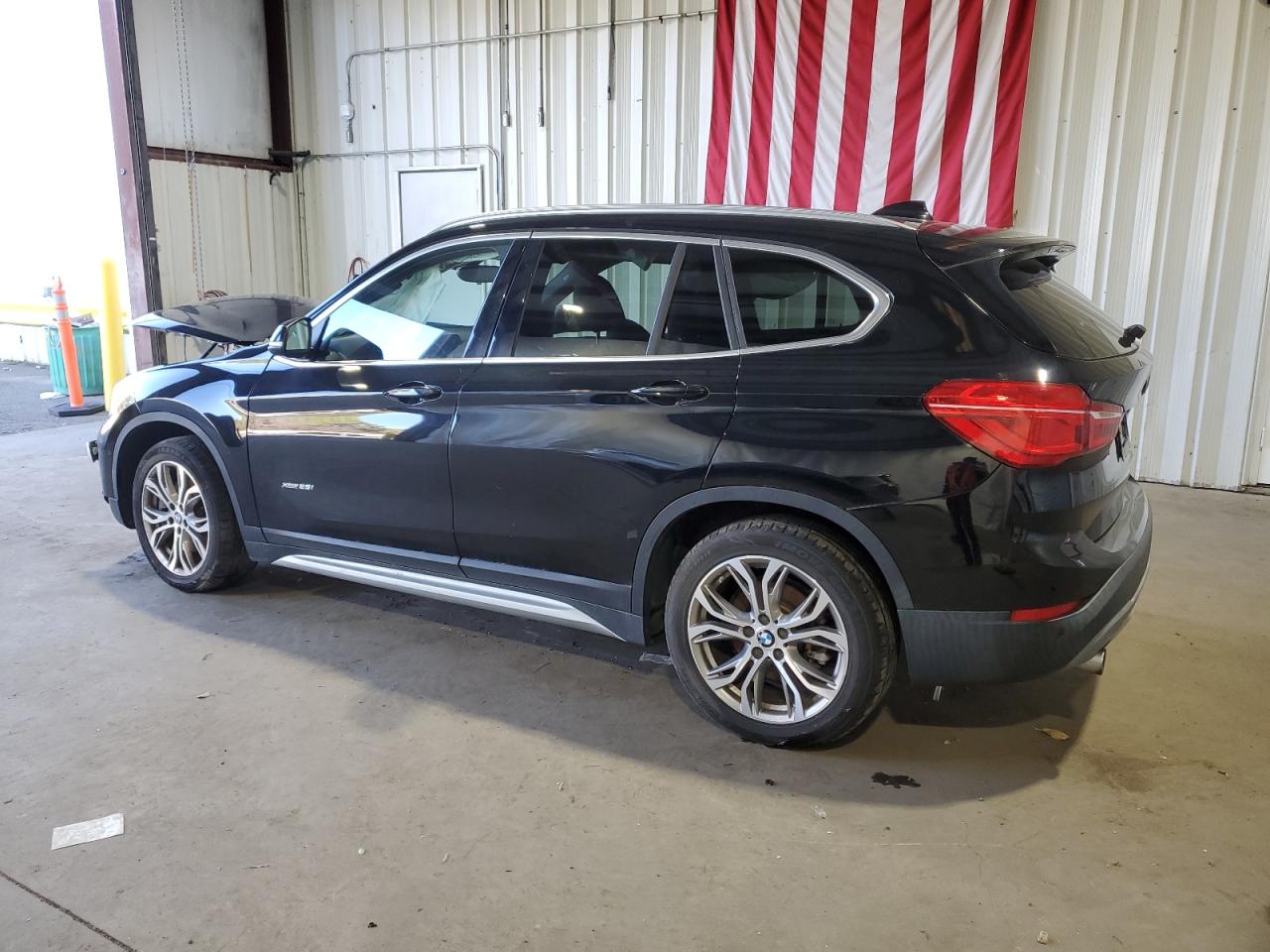 VIN WBXHT3Z37G4A48838 2016 BMW X1 no.2