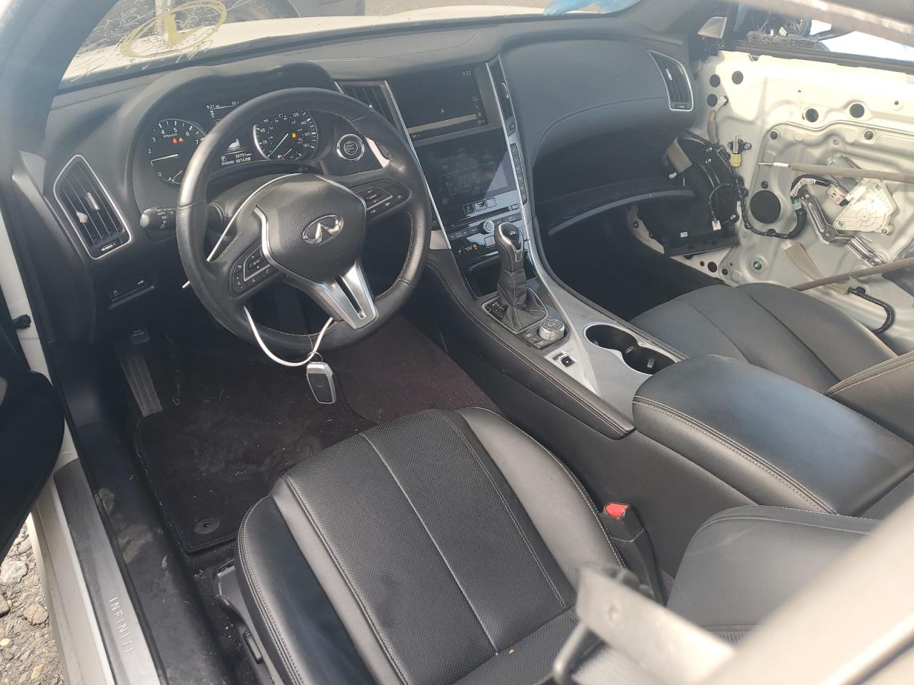 2020 Infiniti Q60 - Image 8