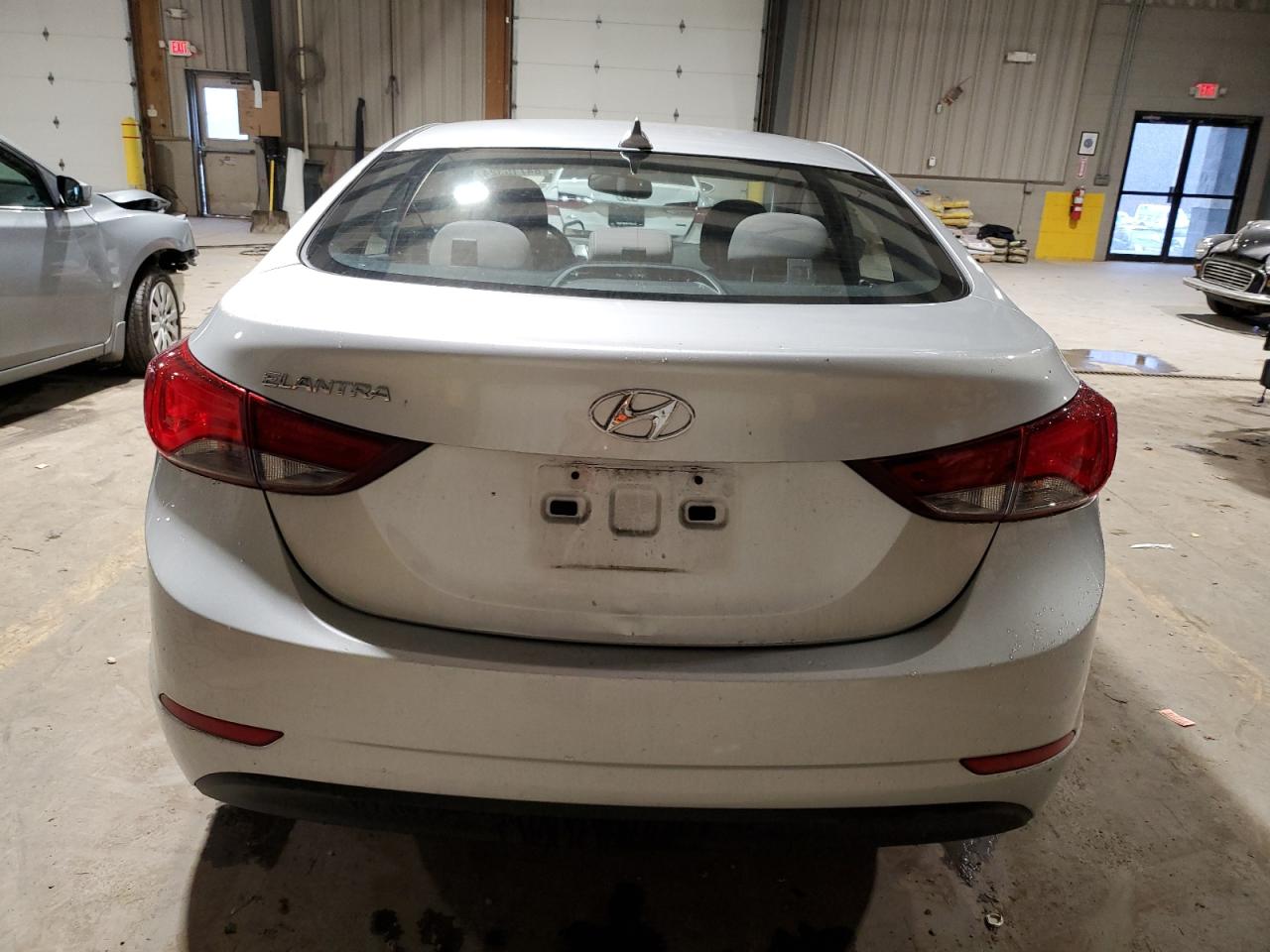 VIN 5NPDH4AE2GH720750 2016 HYUNDAI ELANTRA no.6