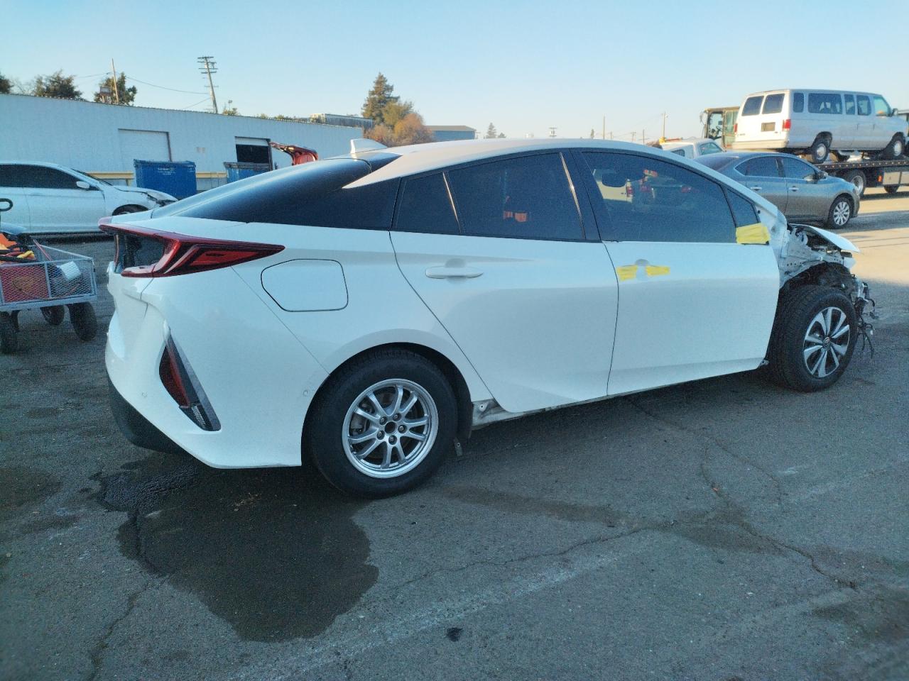 VIN JTDKARFP1H3004406 2017 TOYOTA PRIUS no.3