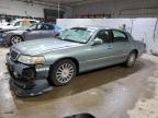 2003 Lincoln Town Car Signature de vânzare în Candia, NH - Front End