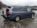 2014 Toyota Sienna Le იყიდება Marlboro-ში, NY - All Over