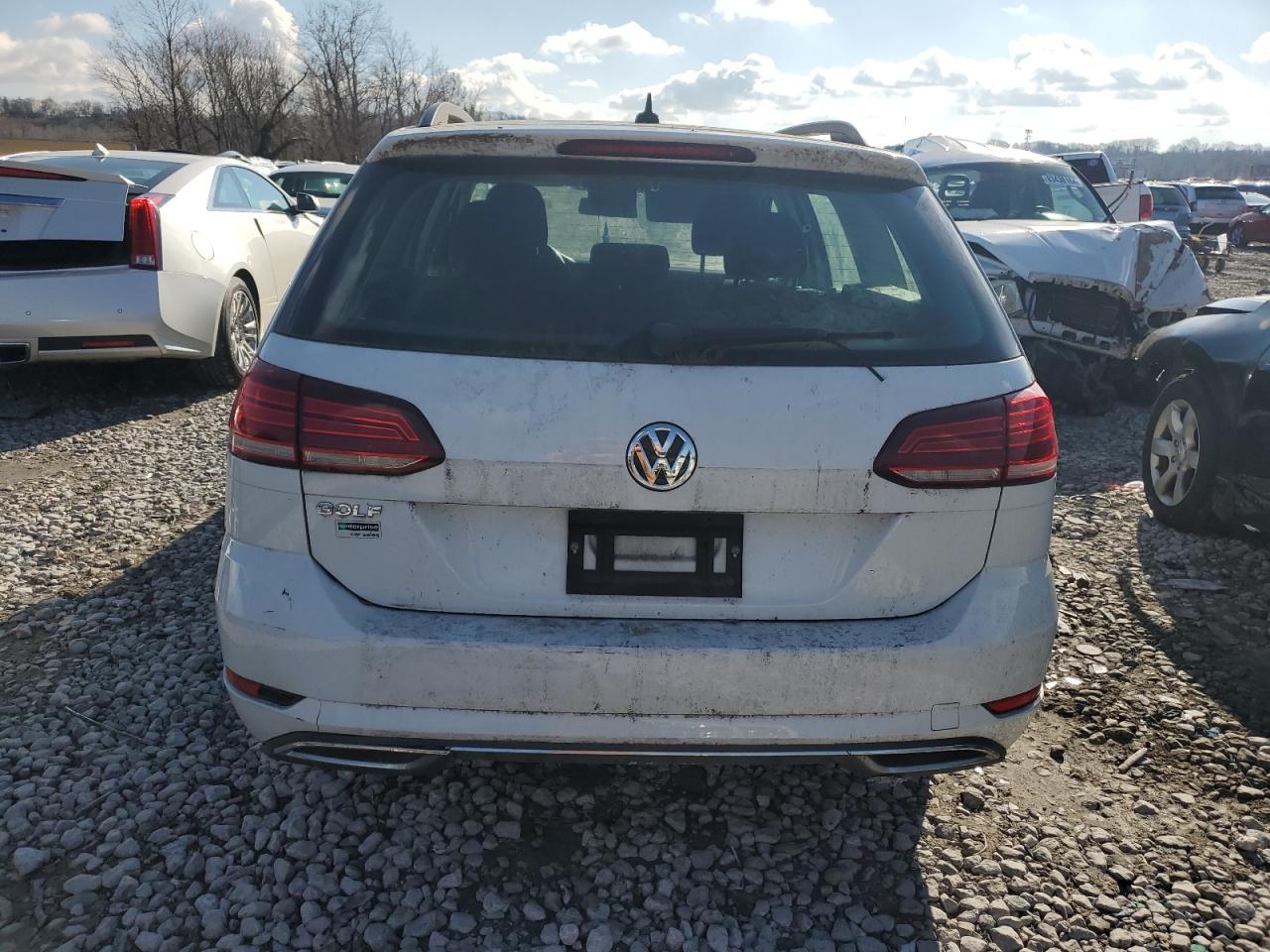 2019 Volkswagen Golf - Image 6
