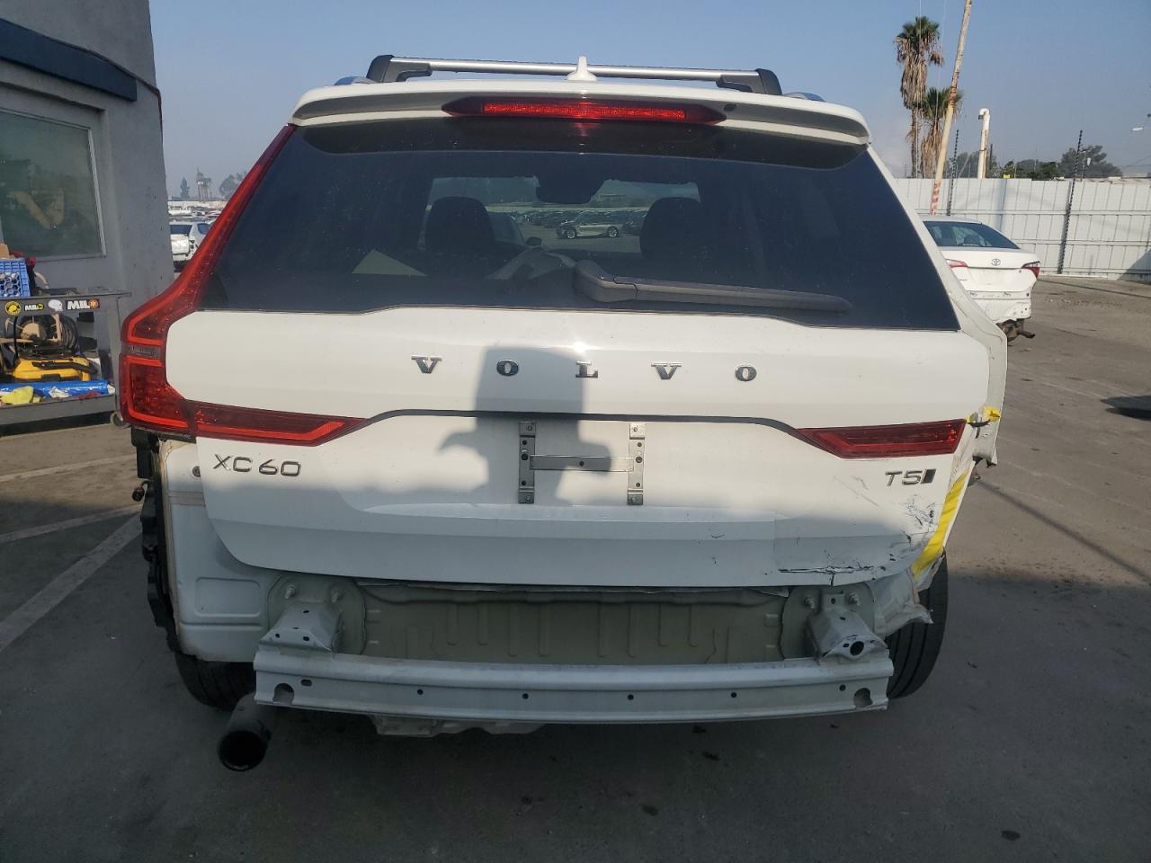 2019 Volvo XC60 - Image 6