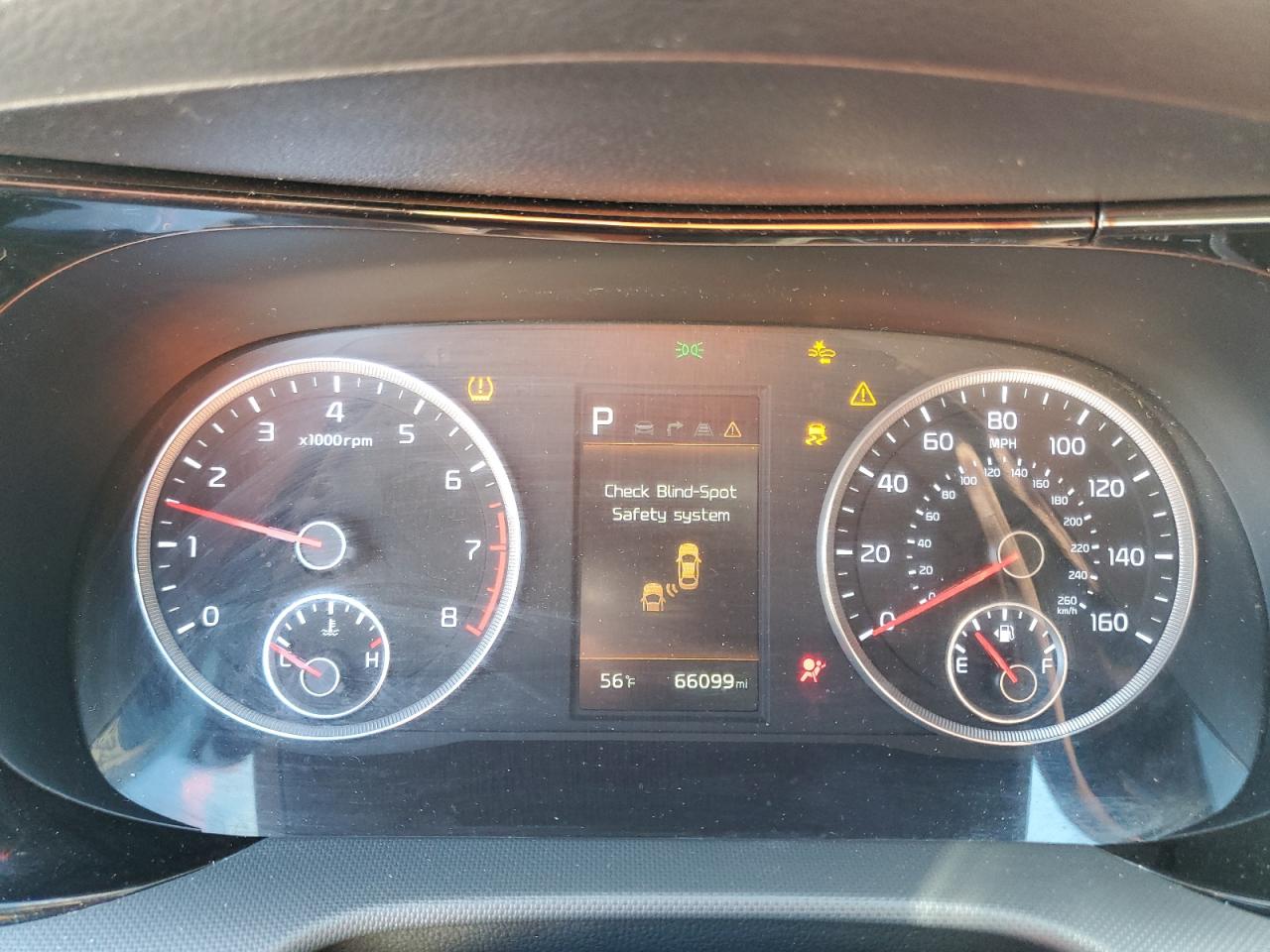 2022 Kia K5 - Image 9