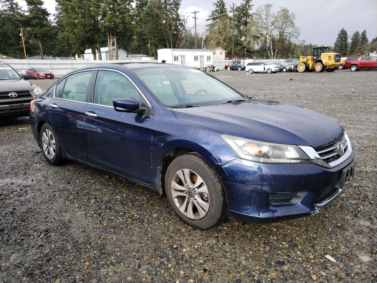 VIN 1HGCR2F32DA217910 2013 HONDA ACCORD no.4