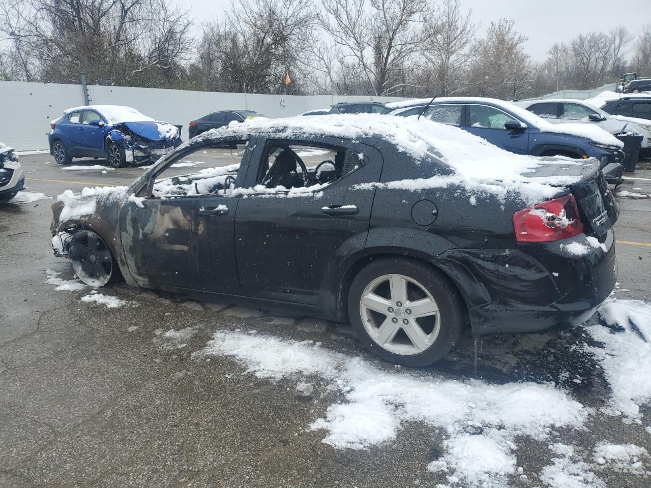 2013 Dodge Avenger - Image 2