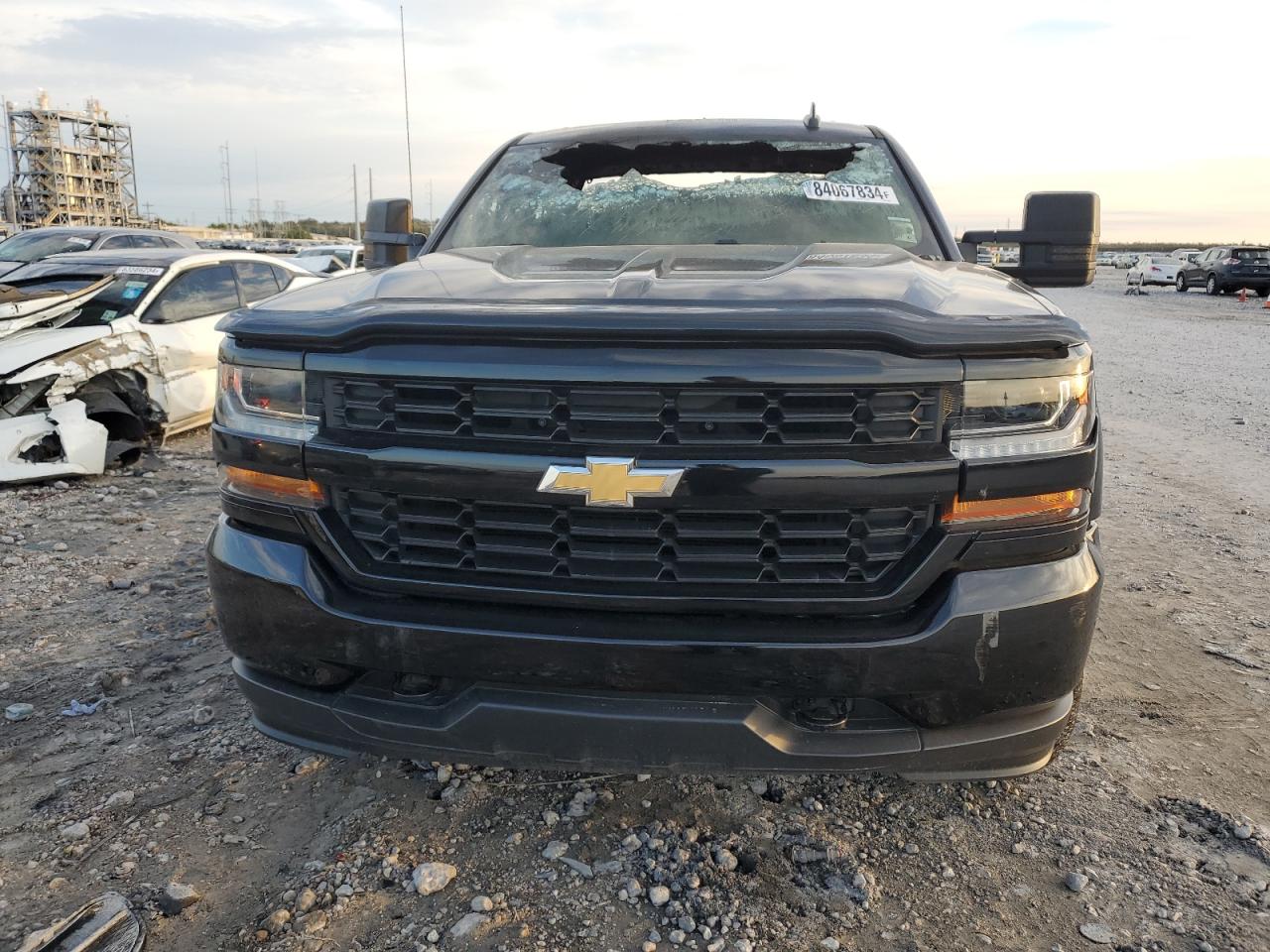 2016 Chevrolet Silverado - Image 5