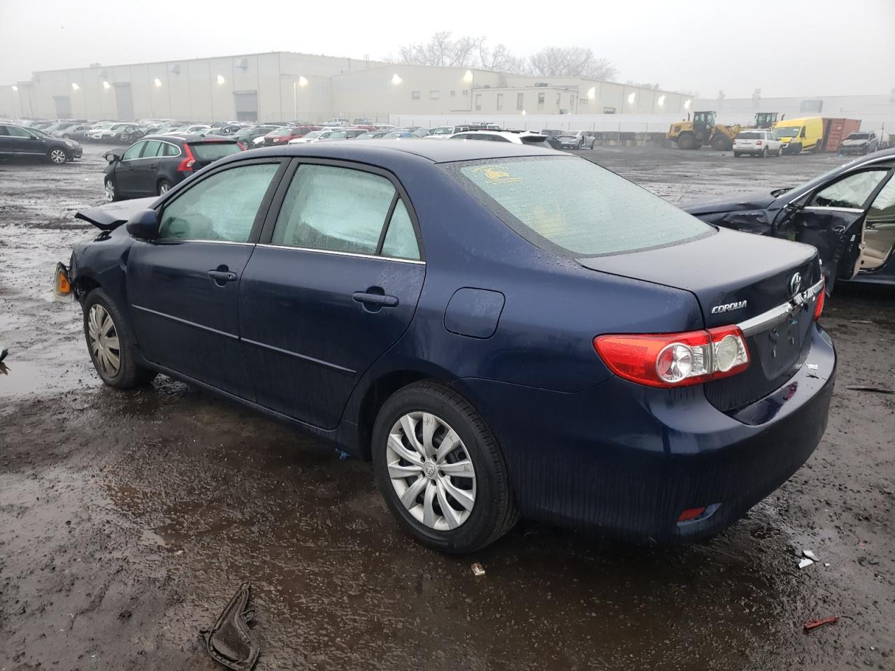 VIN 2T1BU4EE9DC063117 2013 TOYOTA COROLLA no.2