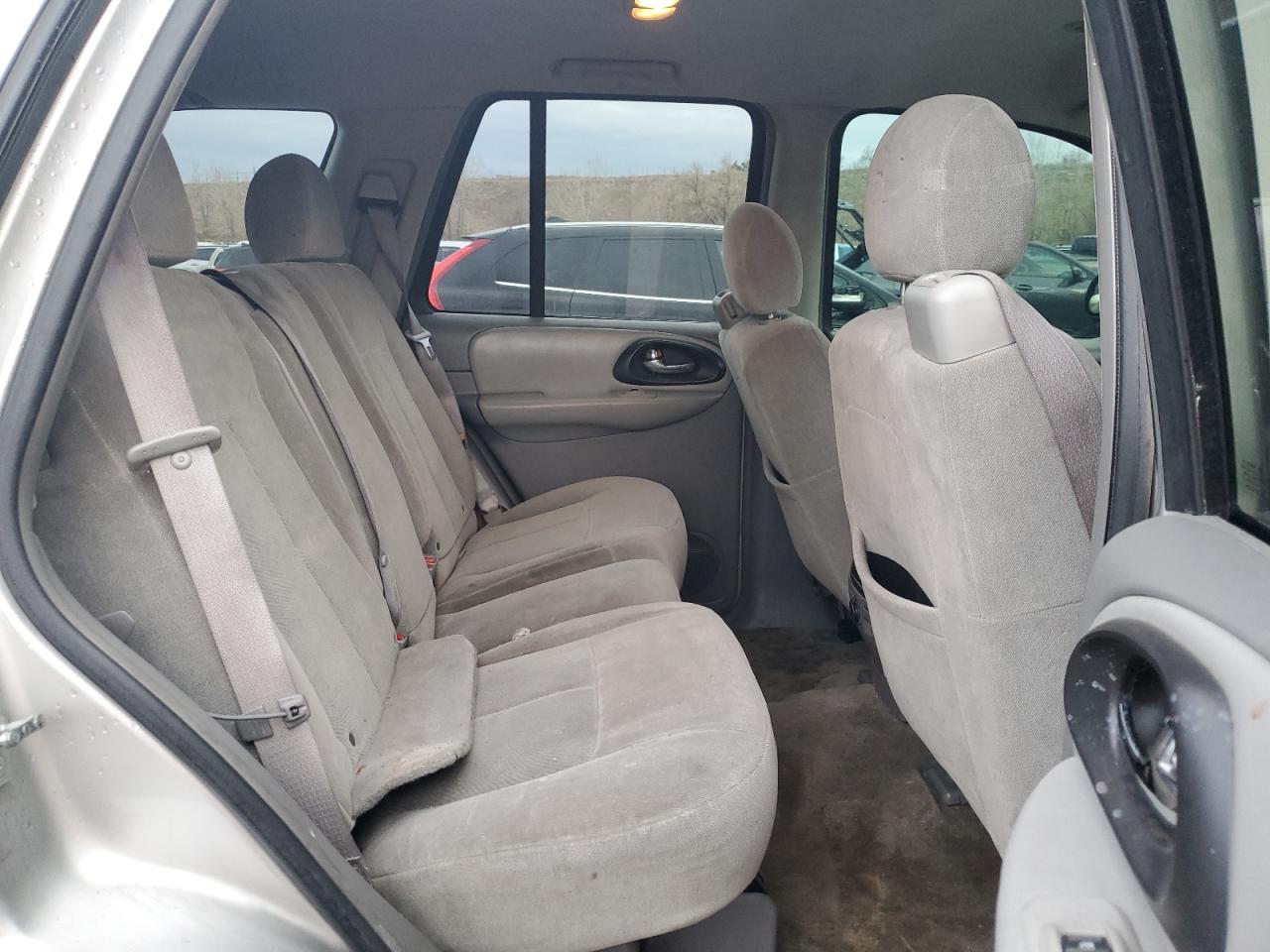 2006 Chevrolet TrailBlazer - Image 11
