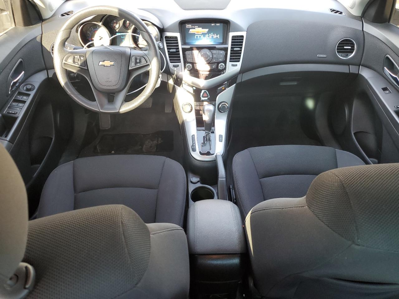 2016 Chevrolet Cruze - Image 8