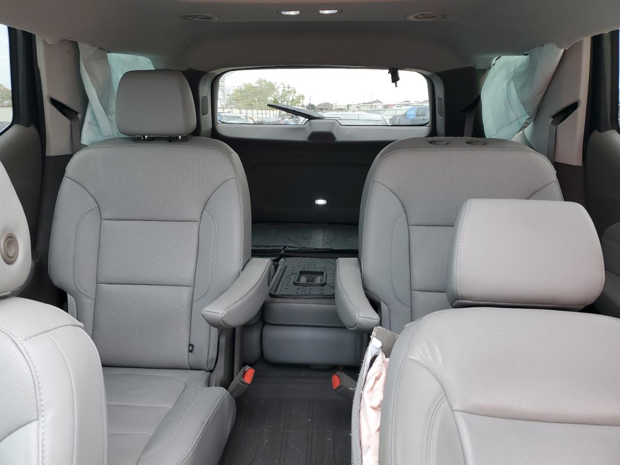 2020 Chevrolet Traverse - Image 10