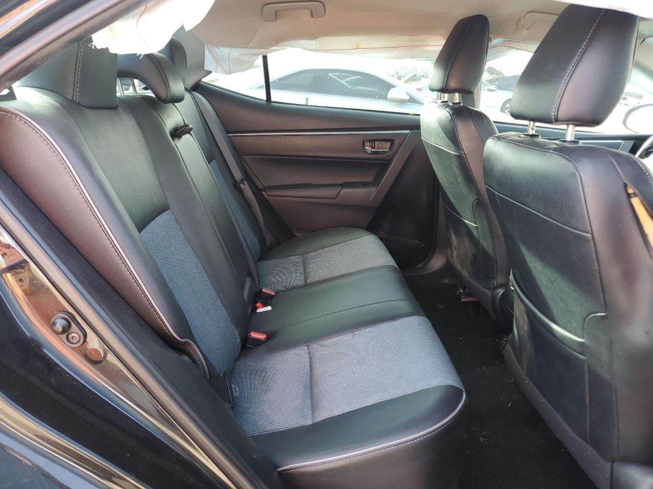 2016 Toyota Corolla - Image 10