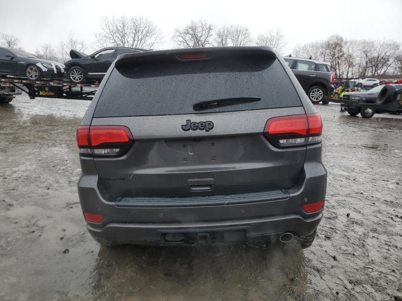 2019 Jeep Grand Cherokee - Image 6