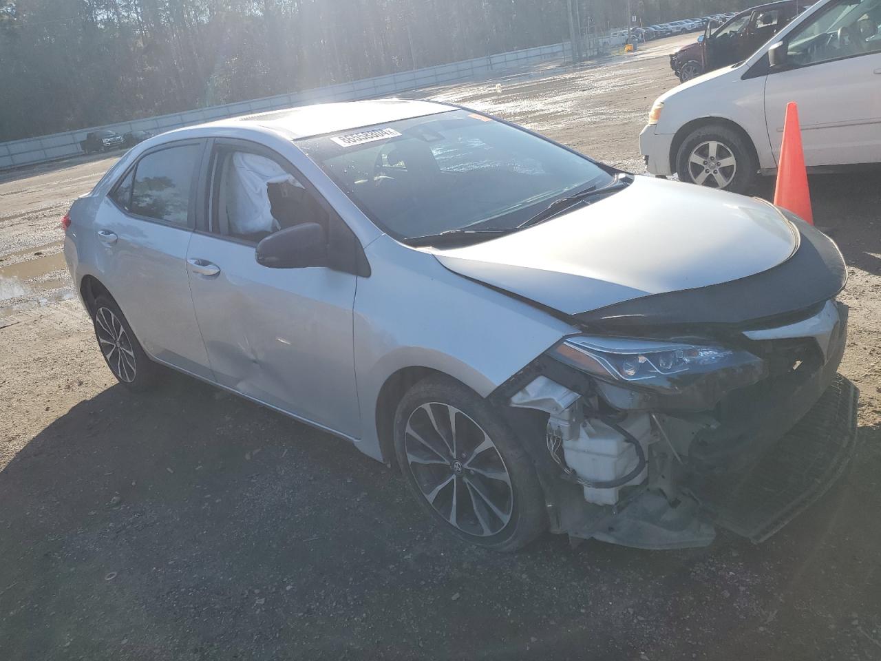 VIN 5YFBURHE4HP578993 2017 TOYOTA COROLLA no.4