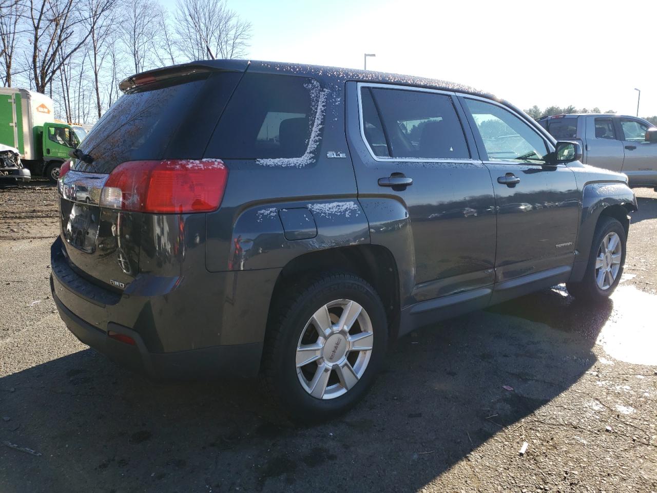 2011 GMC Terrain - Image 3