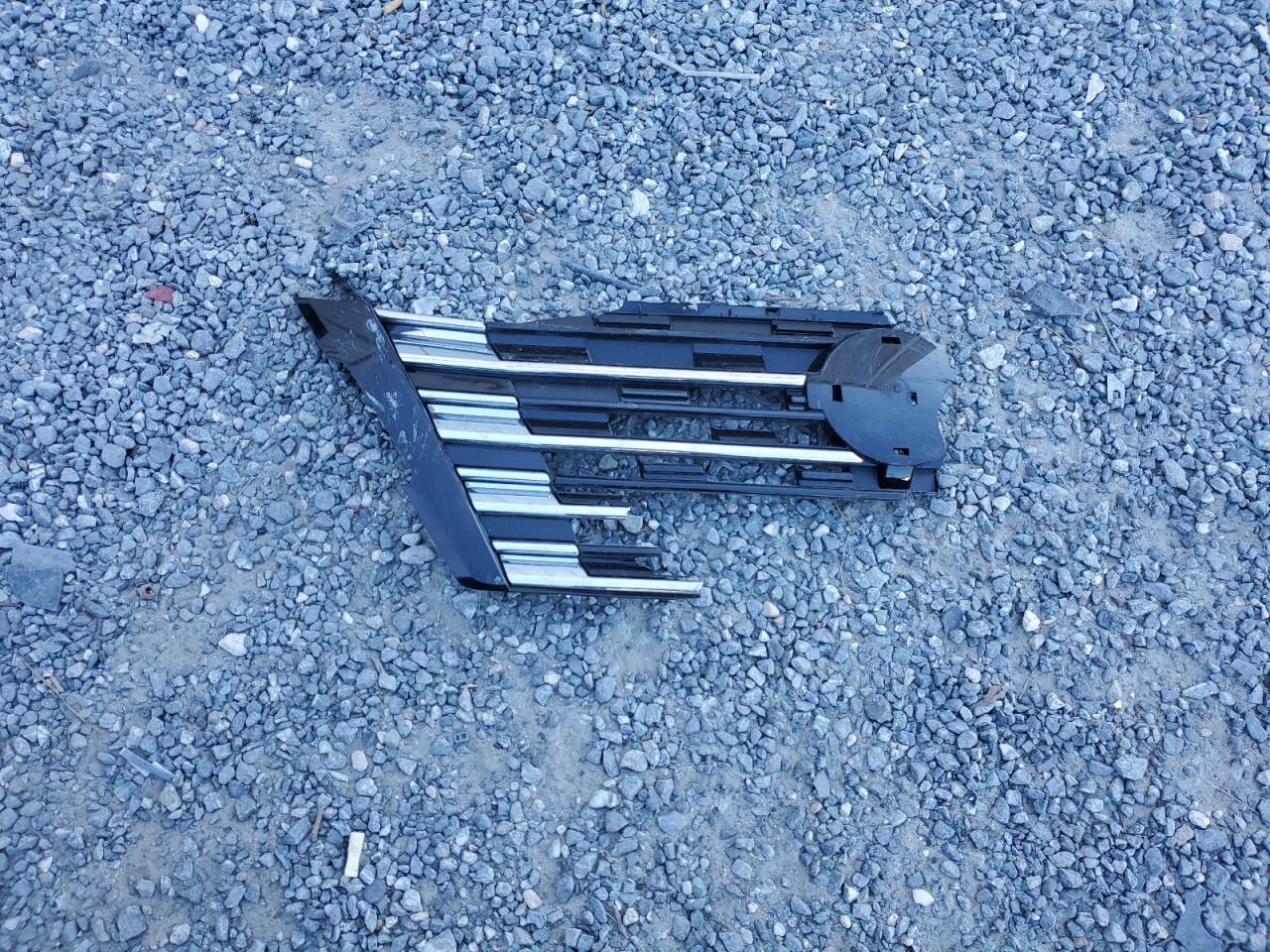 2024 Nissan Rogue - Image 13