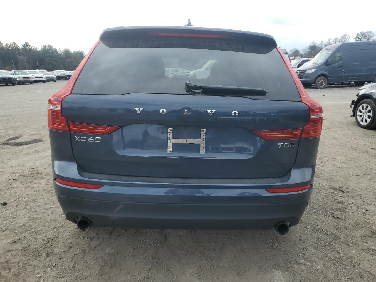 2021 Volvo XC60 - Image 6