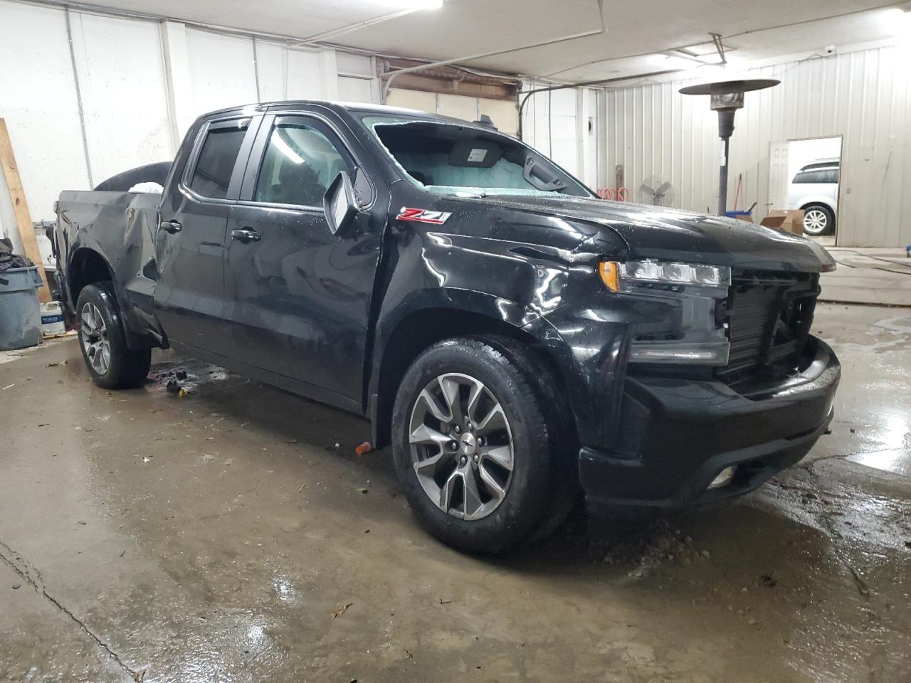 2019 Chevrolet Silverado - Image 4