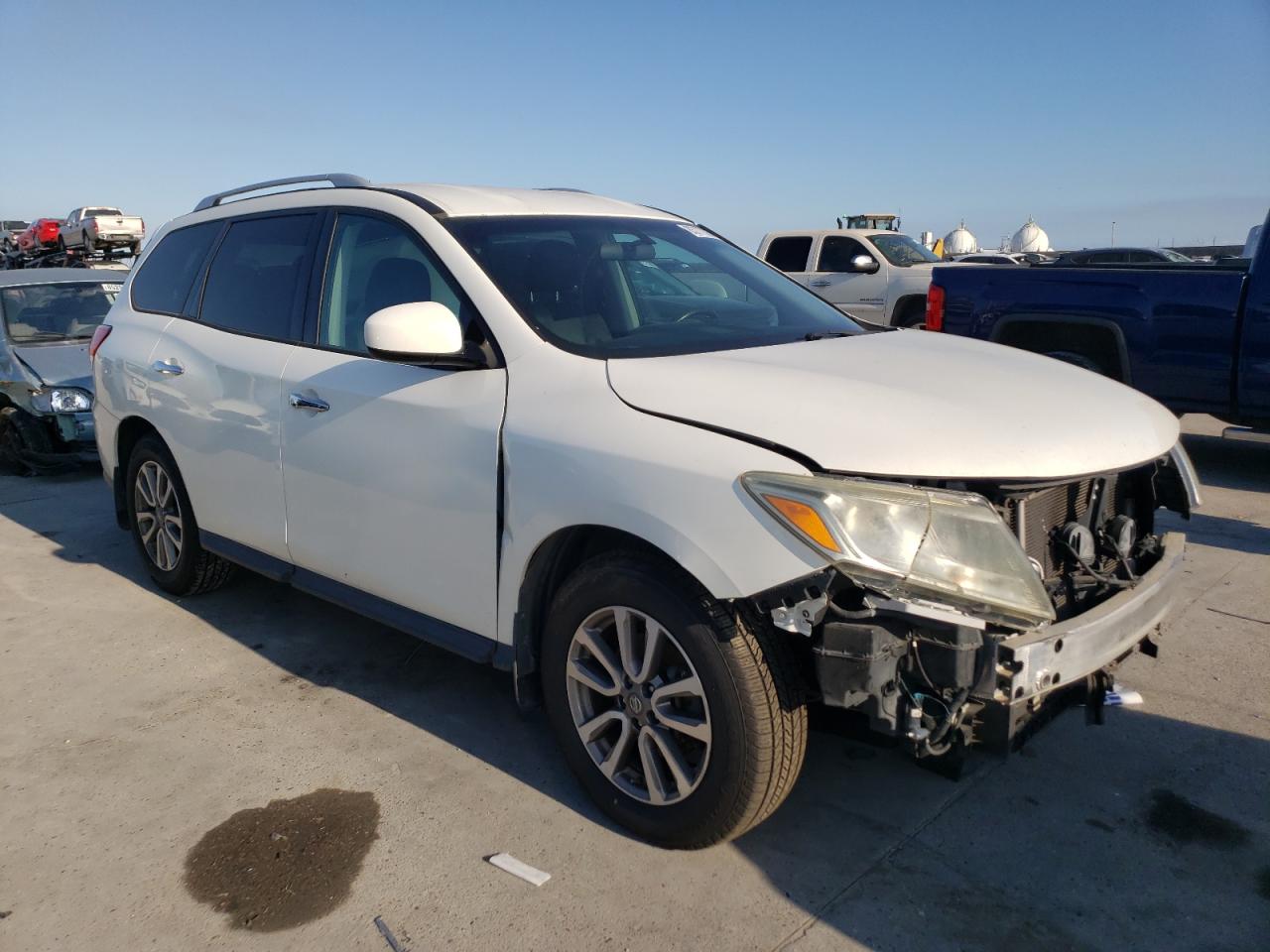 2014 Nissan Pathfinder S VIN: 5N1AR2MN4EC703212 Lot: 85777304