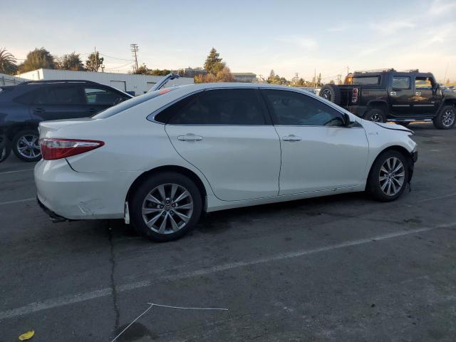  TOYOTA CAMRY 2015 Білий