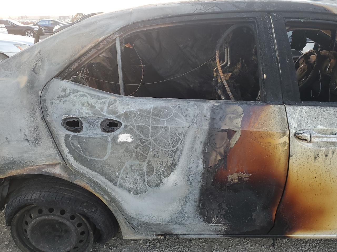 2018 Toyota Corolla L VIN: 5YFBURHE8JP799485 Lot: 87011354