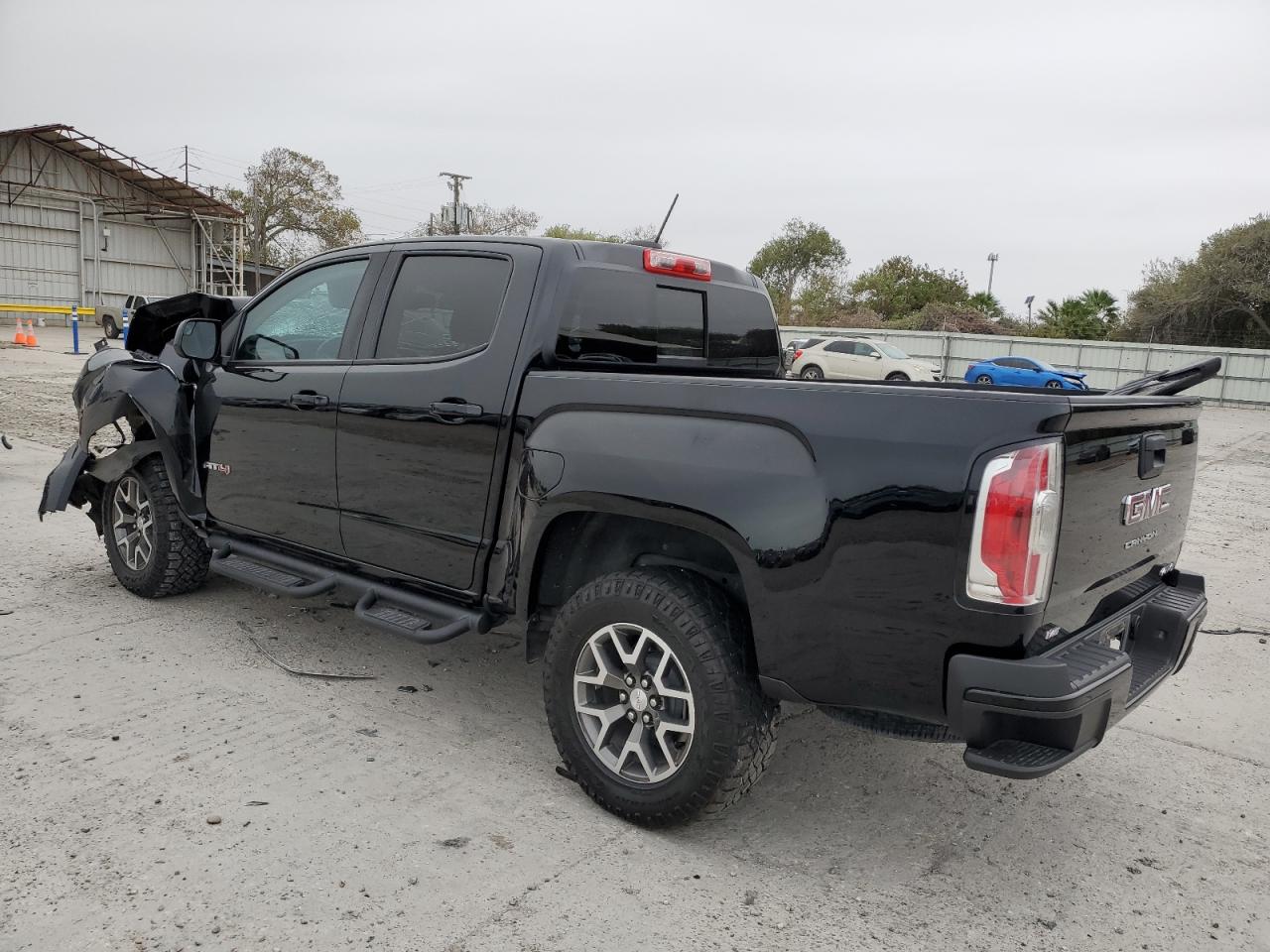 2022 GMC Canyon - Image 2
